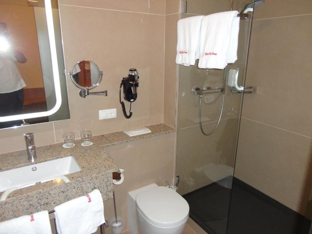 Hotel Cafe Lorenz Hohenems Ruang foto